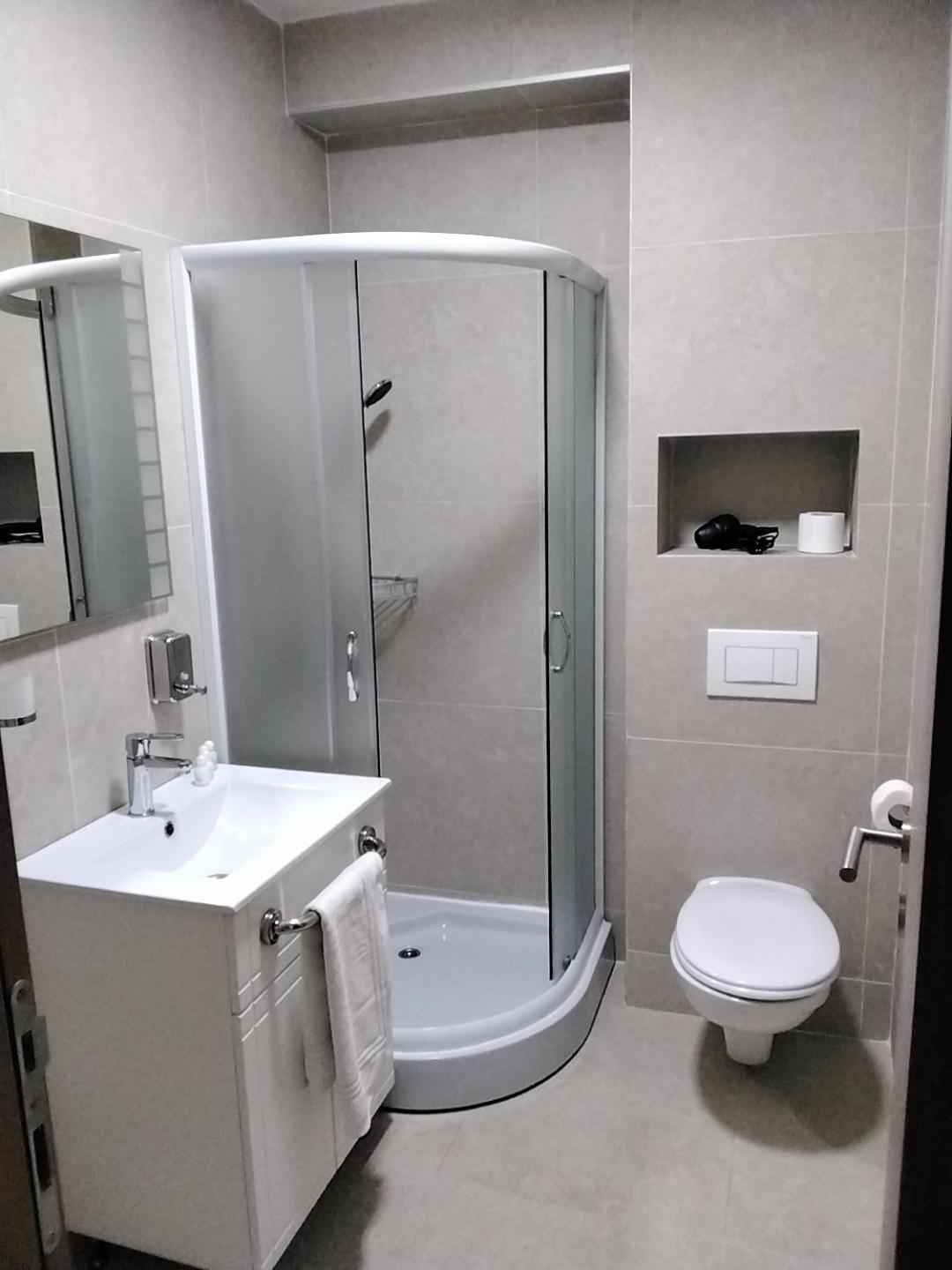 Sky Apartmani & Spa Leskovac  Habitación foto